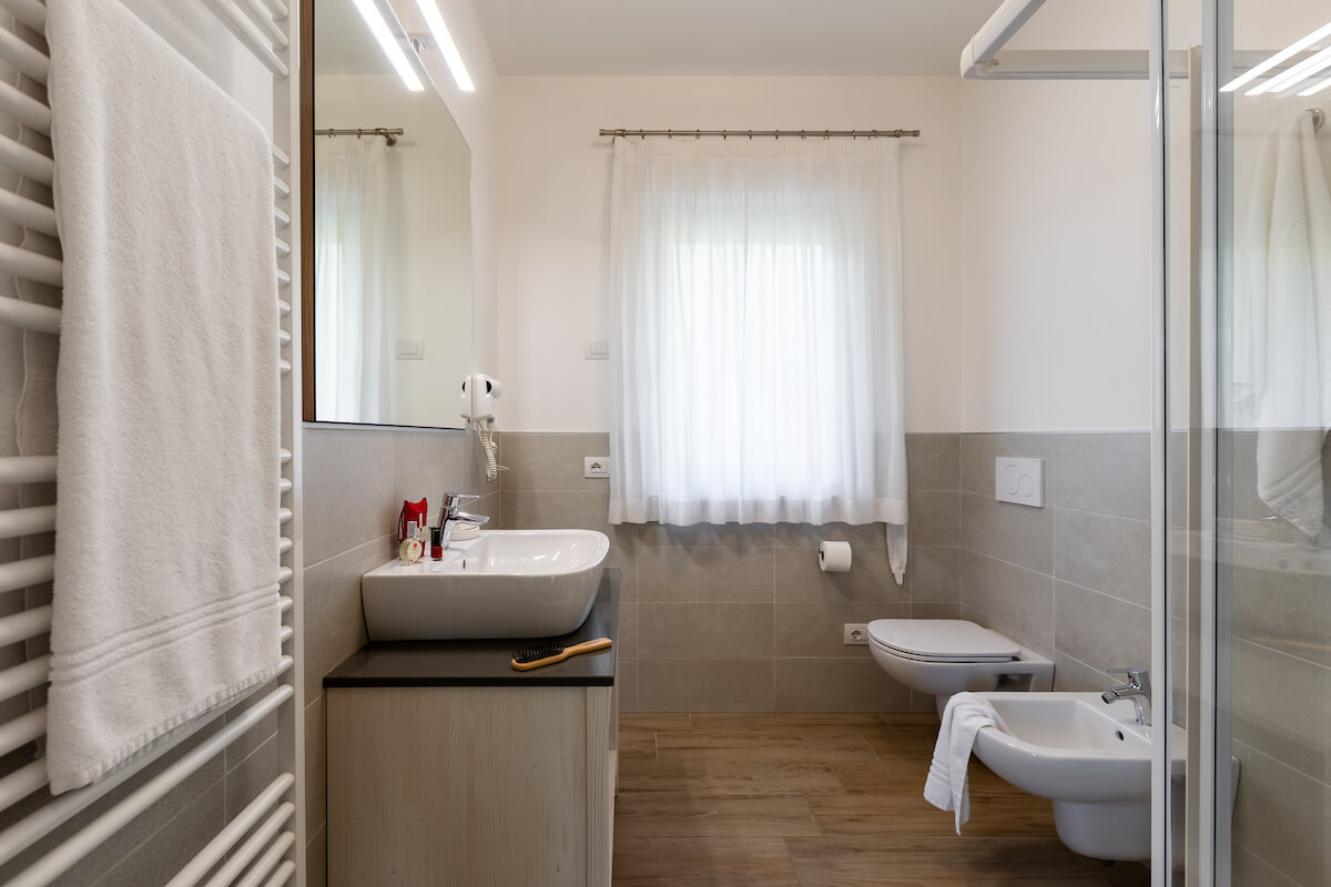 Bathroom Apartment Ascolto